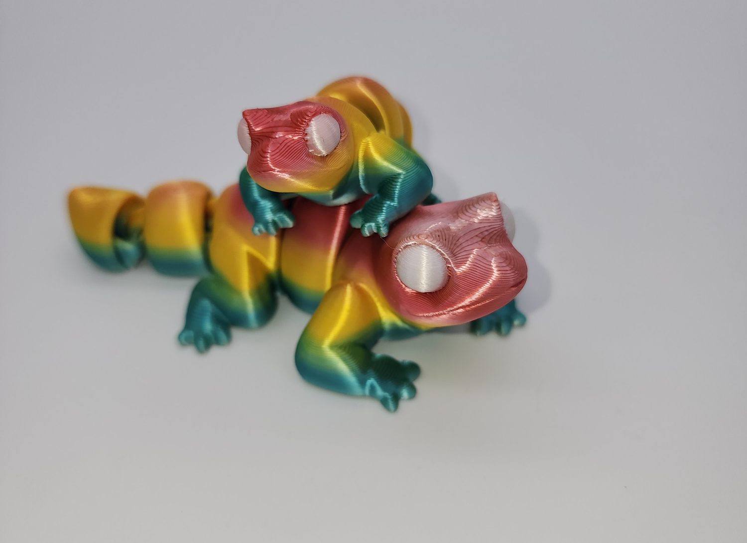 1000004316(1) Lizard Articulated Fidget Toy